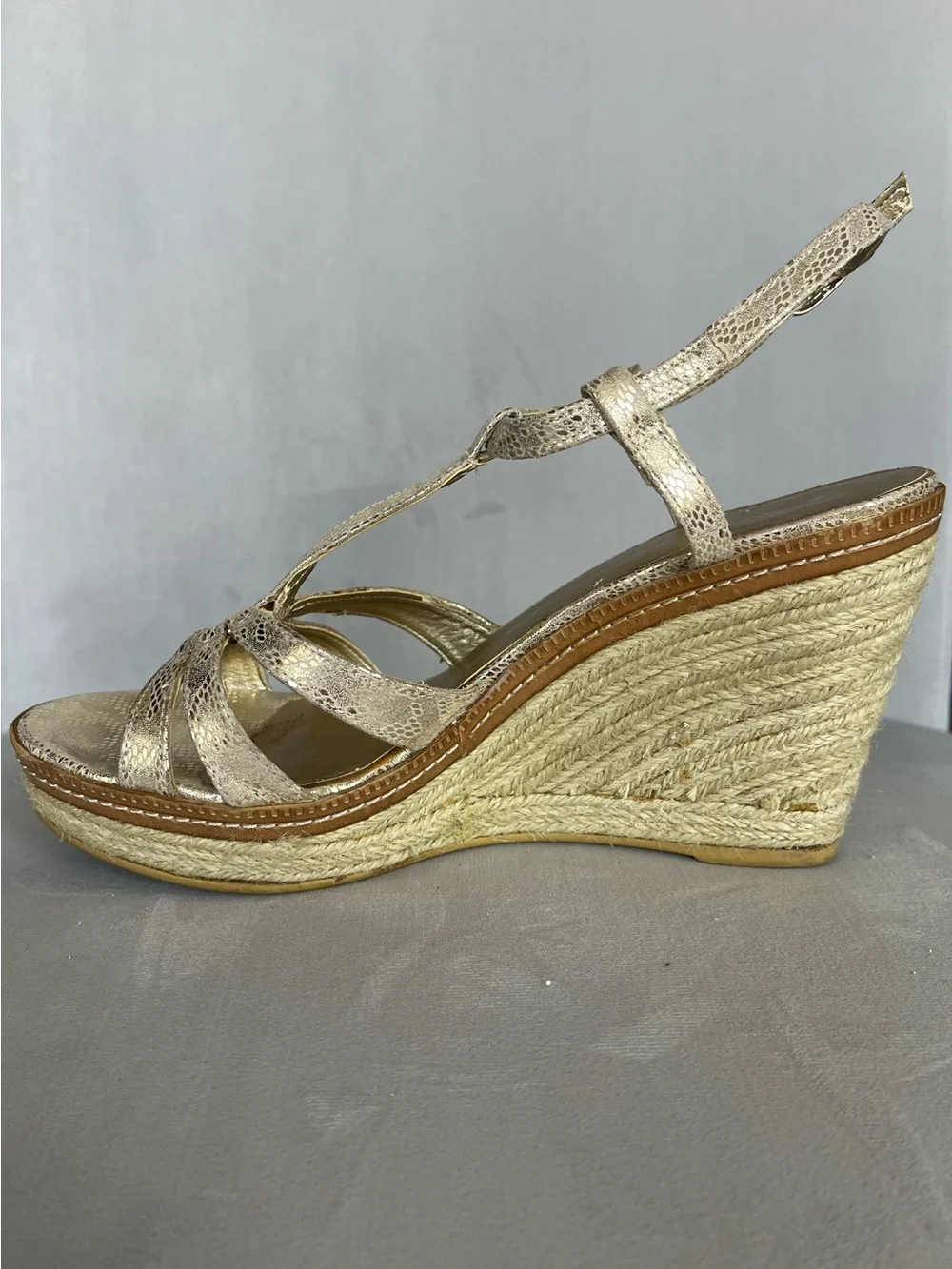 Bandolino Metallic Gold Snakeskin Espadrilles Wedge Sandals